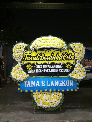 Papan Bunga Duka di Prabu Dipo